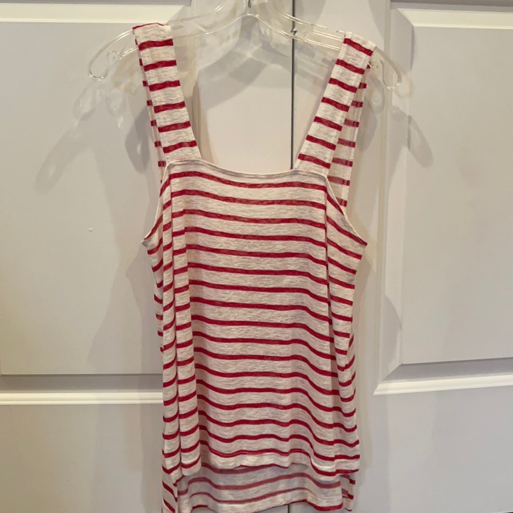 LNA square neck tank. EUC SIZE M.